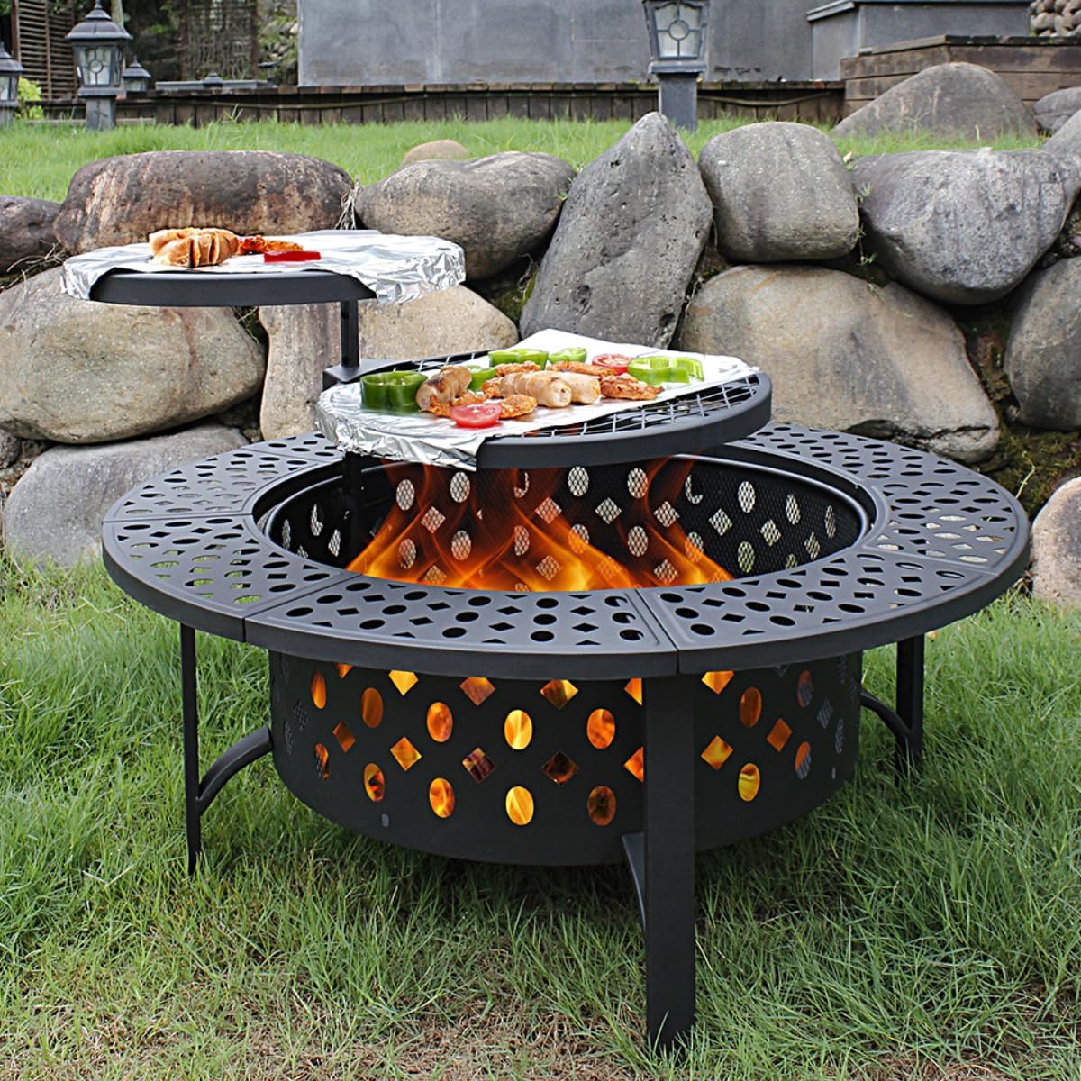 Outdoor Furniture Fire Pit - โต๊ะเตาผิงไม้ขนาดใหญ่พิเศษ พร้อมเตาบาร์บีคิวแบบหมุนได้ สถานีเตาผิงเหล็กสำหรับใช้งานกลางแจ้ง ทนทาน พร้อมฝาครอบกันประกายไฟ และอุปกรณ์จุดไฟ